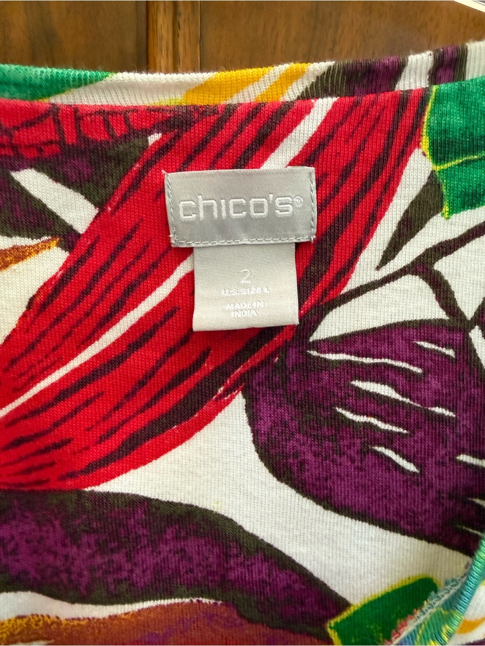 Chico's Colorful Tropical Leaf V-Neck Tee in Green, Red, Purple, Yellow - Picture 3 of 4